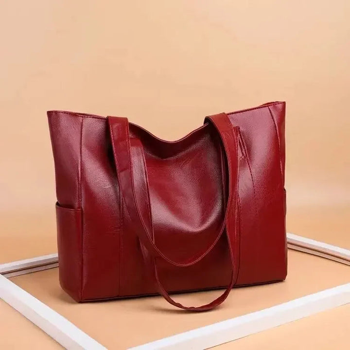 Grace’s Minimalist Luxe  Soft Leather Shoulder Bag