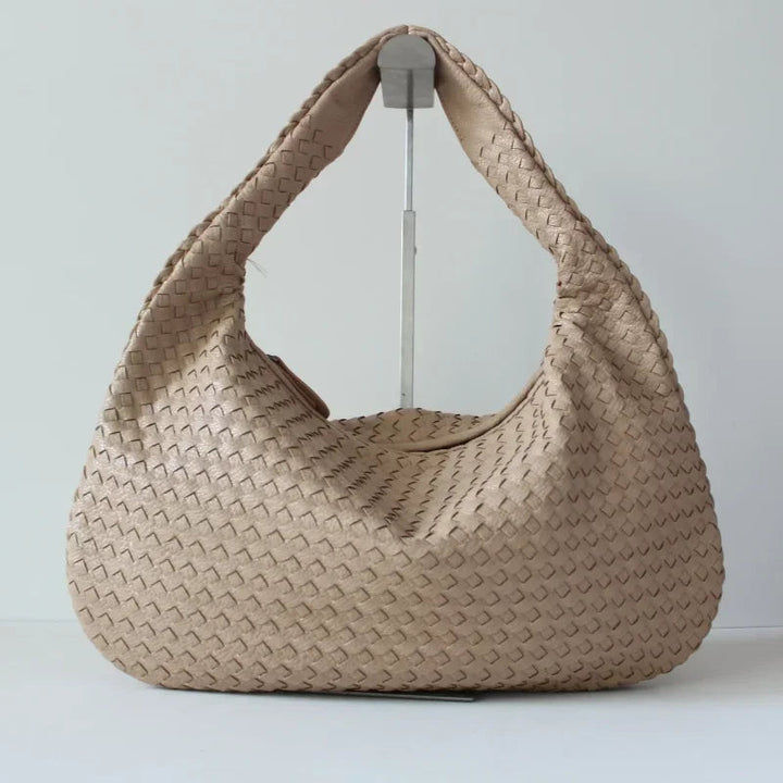 Woven Leather Hobo Bag - Grace’s Timeless Craftsmanship